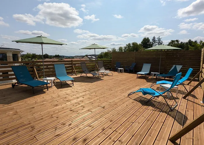 Les Jolis Nids - Perroquet * La Roche-Posay